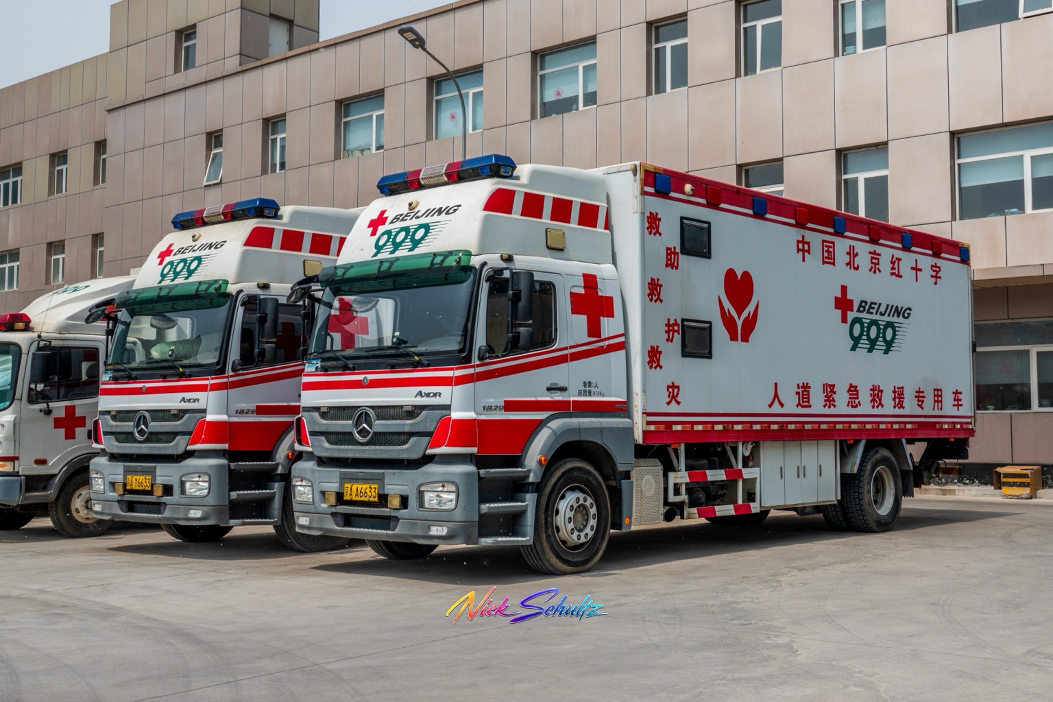 Mercedes Benz Axor 1829 Red Cross Truck in Peking
