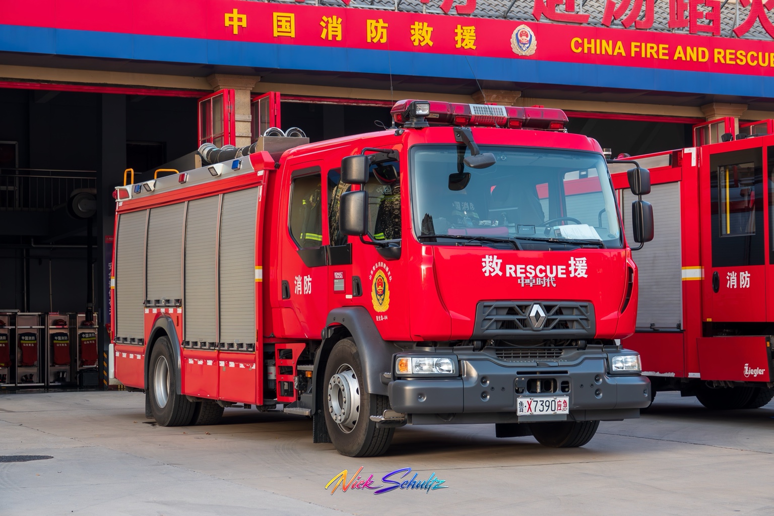 Renault Midlum Water Tanker Fire Truck in Shandong